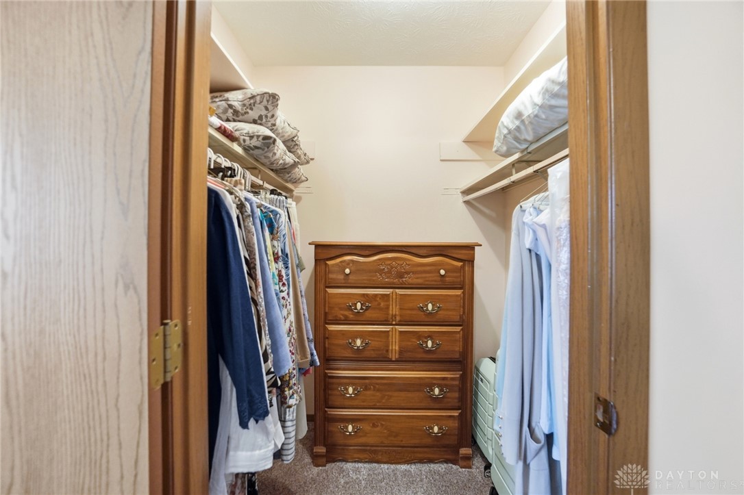 1043 Armsgate Road Springfield, OH 45503 - Photo 26 of 43