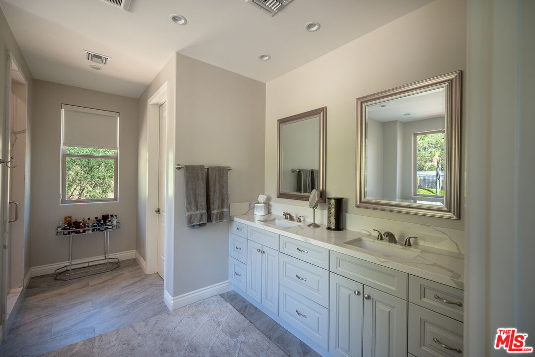 47 Buckskin Road Bell Canyon, CA 91307 - Photo 29 of 61