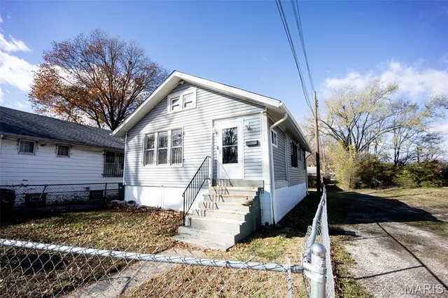 $55,000 | 359 North 26th Street, East St. Louis, IL 62205