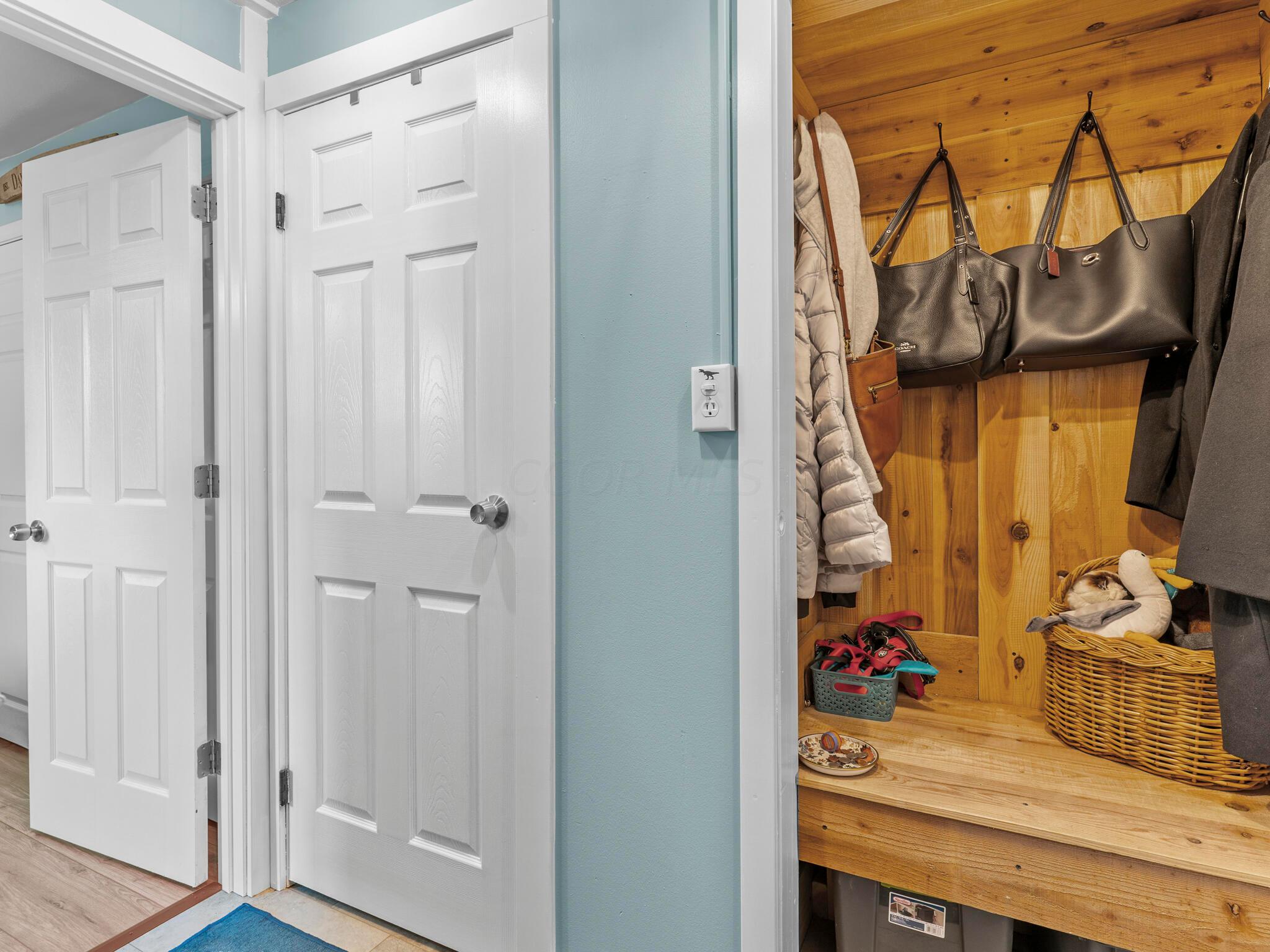 2671 Woodsedge Road Columbus, OH 43224 - Photo 23 of 44 DSC06776