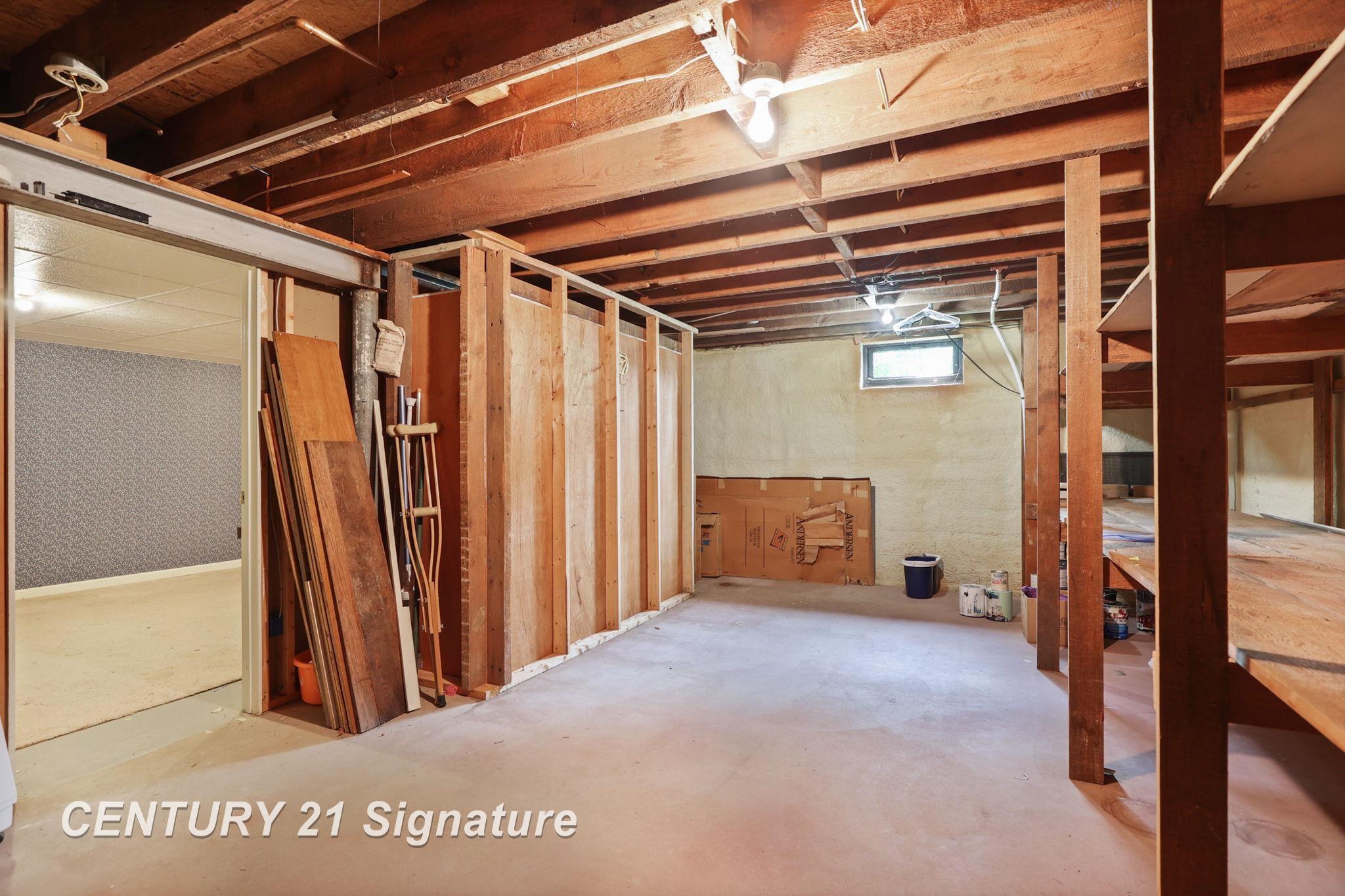 720 Pt Crescent Rd Port Port Austin, MI 48467 - Photo 38 of 79