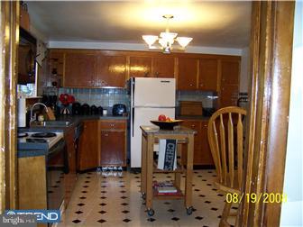 410 Blue Bell Road Williamstown, NJ 08094 - Photo 1 of 12 Kitchen