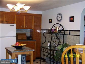 410 Blue Bell Road Williamstown, NJ 08094 - Photo 2 of 12 Kitchen