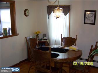 410 Blue Bell Road Williamstown, NJ 08094 - Photo 3 of 12 Dining Room