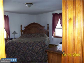 410 Blue Bell Road Williamstown, NJ 08094 - Photo 8 of 12 Bedroom - Main
