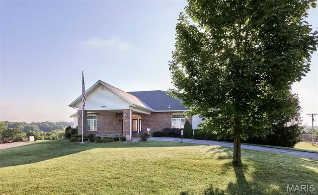 $399,900 | 11264 Village Drive West, Foristell, MO 63348