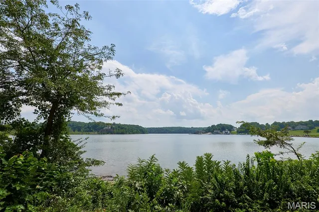 $399,900 | 11264 Village Drive West, Foristell, MO 63348