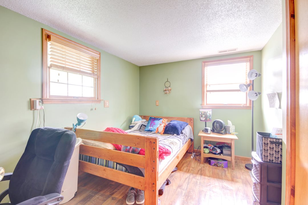 208 East Chestnut Street Chatham, IL 62629 - Photo 16 of 30