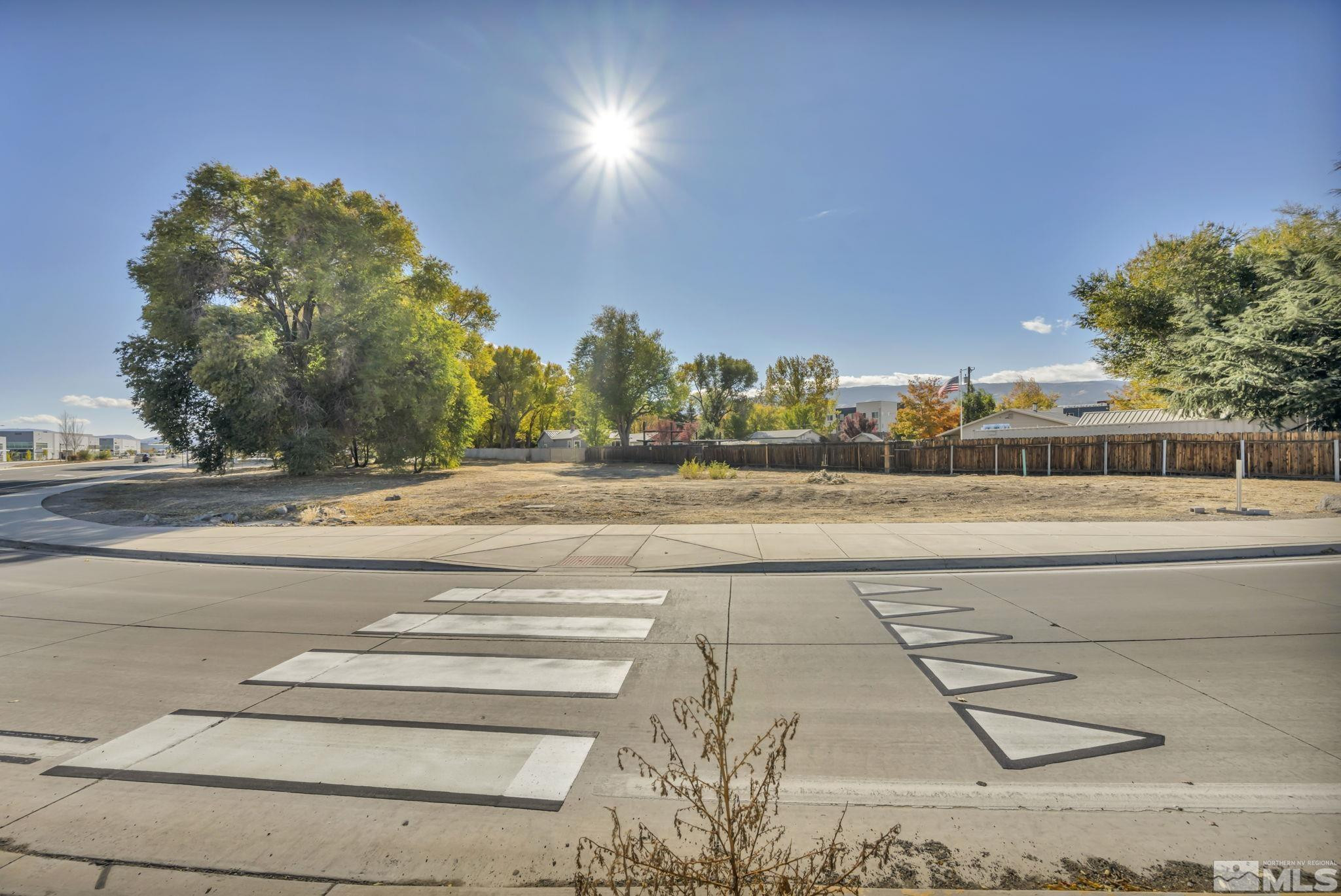 1695 Marvel Way Reno, NV 89502 - Photo 3 of 13