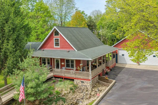 $850,000 | 61258 Quinnesec Road, Cassopolis, MI 49031
