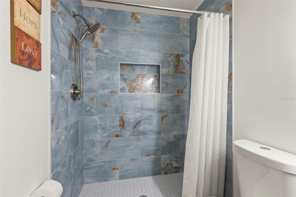 415 Mapleway, Unit A & B Safety Harbor, FL 34695 - Photo 14 of 73