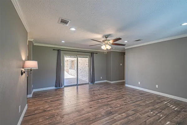 $5,500 | 17615 Swansbury Drive, Cypress, TX 77429