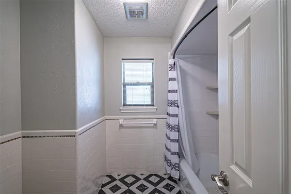 $5,500 | 17615 Swansbury Drive, Cypress, TX 77429