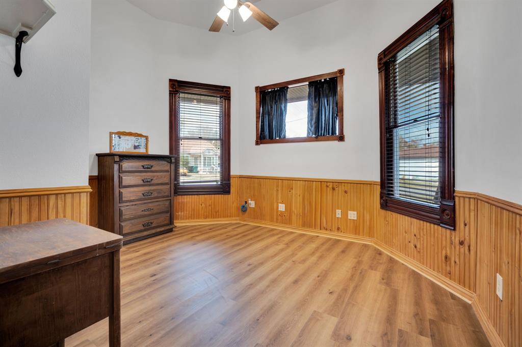 312 West 8th Street Ferris, TX 75125 - Photo 20 of 34