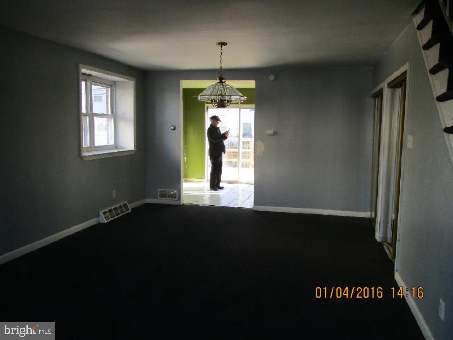 10825 Perrin Road Philadelphia, PA 19154 - Photo 3 of 12 Gallery Image 3