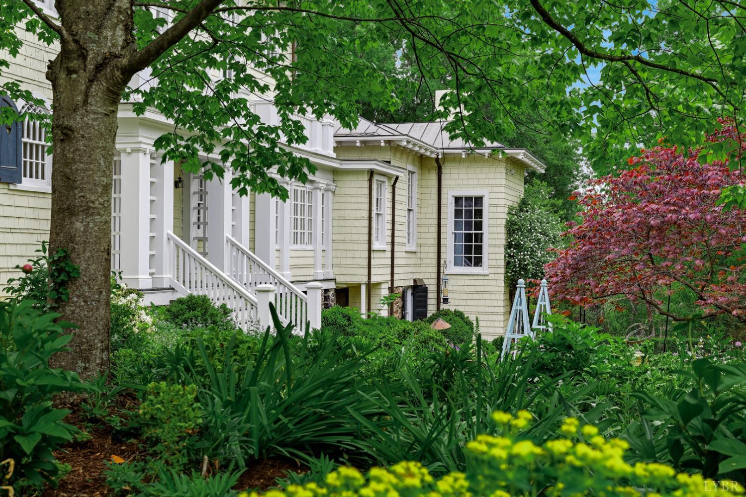 1304 Langhorne Road Lynchburg, VA 24503 - Photo 15 of 96