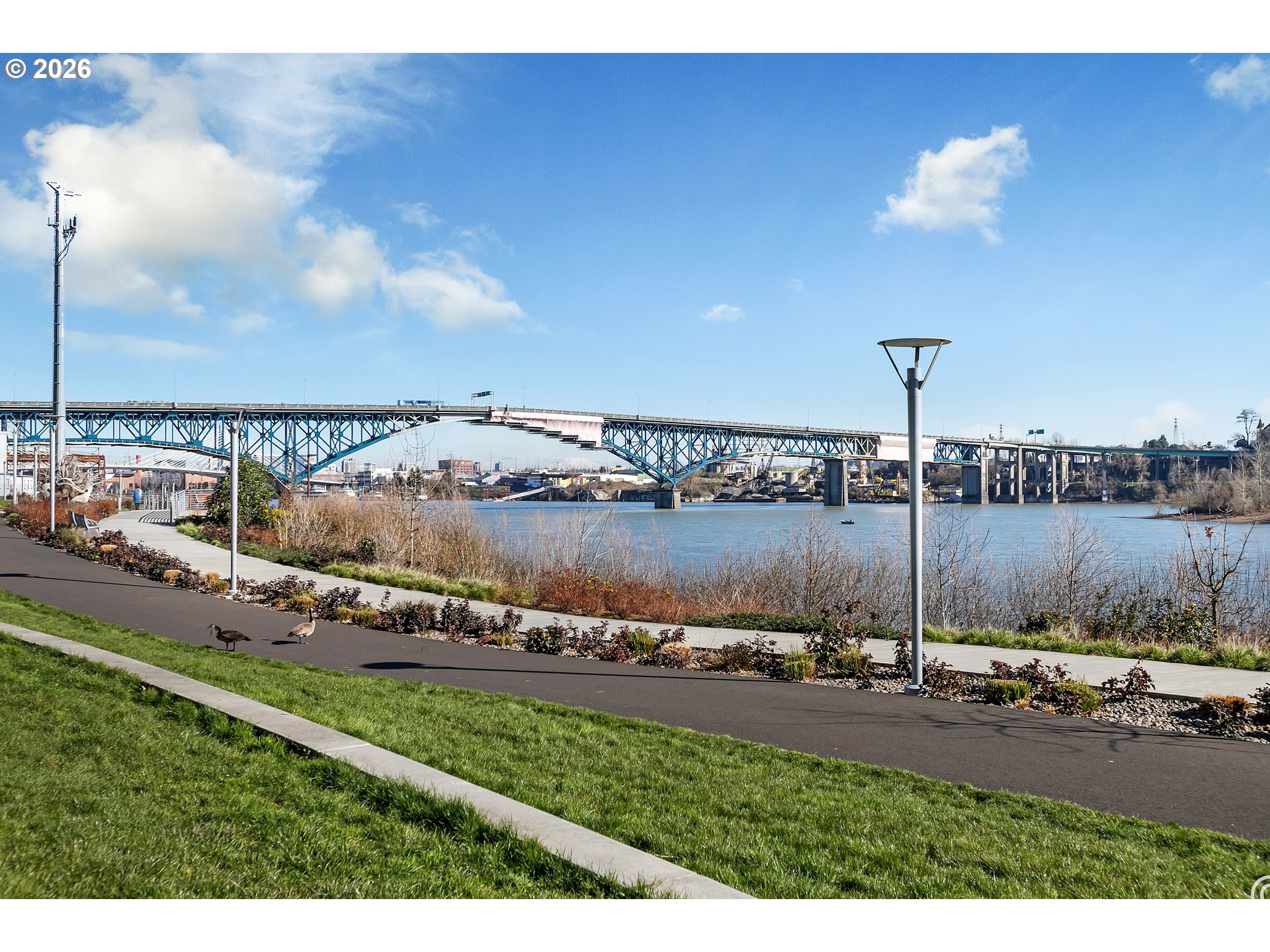 841 Southwest Gaines Street, Unit 333 Portland, OR 97239 - Photo 28 of 32