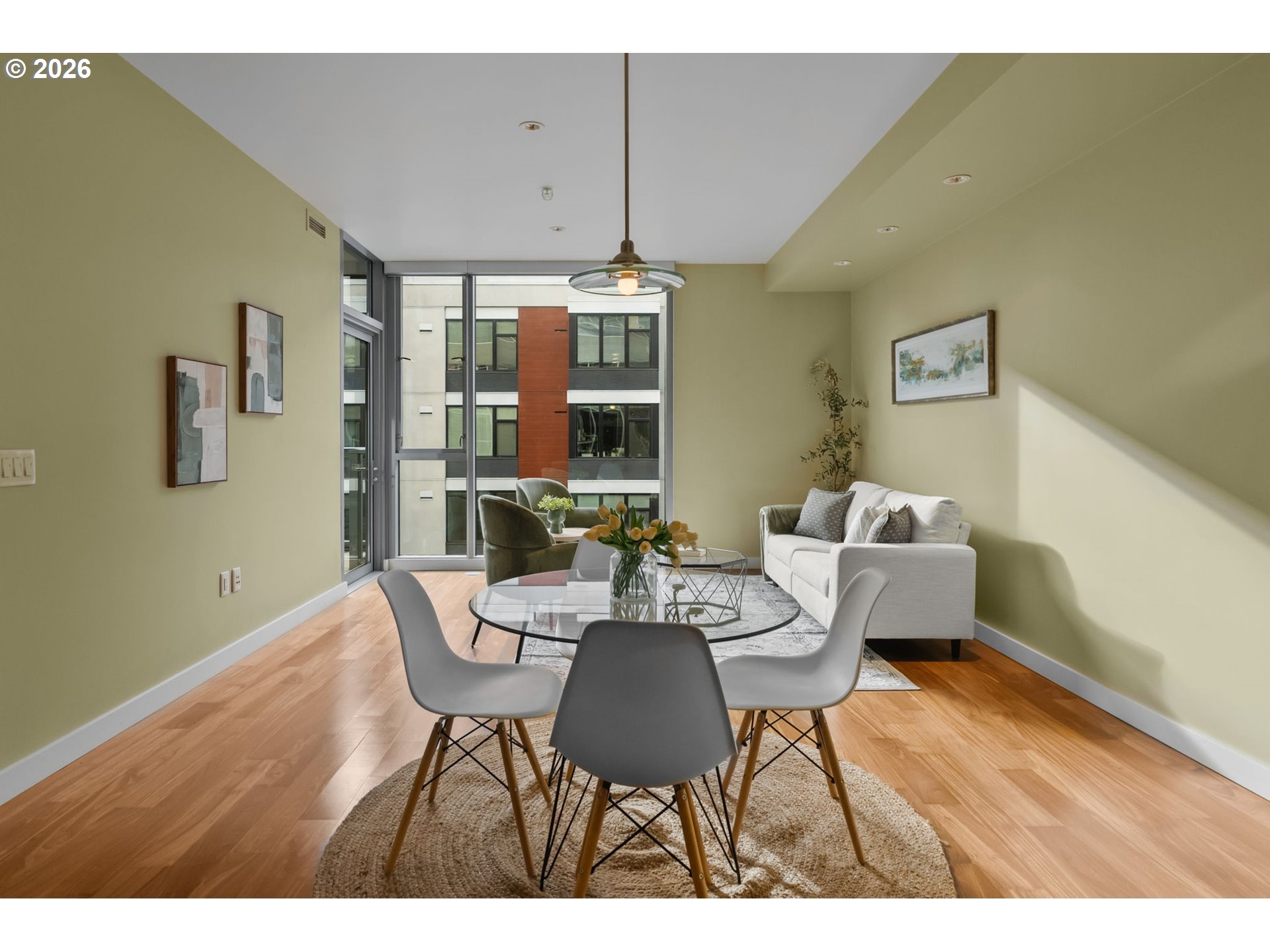 841 Southwest Gaines Street, Unit 333 Portland, OR 97239 - Photo 9 of 32