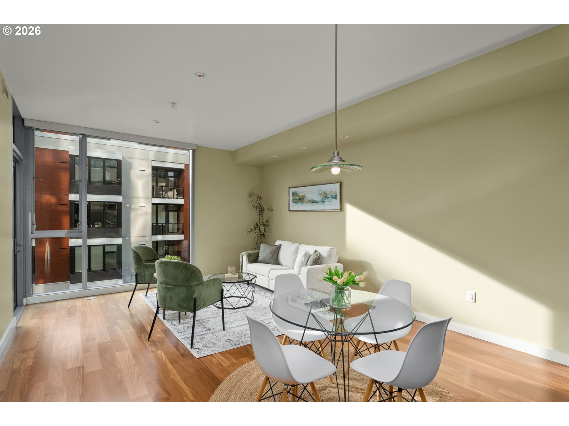 841 Southwest Gaines Street, Unit 333 Portland, OR 97239 - Photo 10 of 32