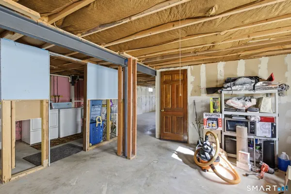 $360,000 | 17 Pioneer Drive, Enfield, CT 06082