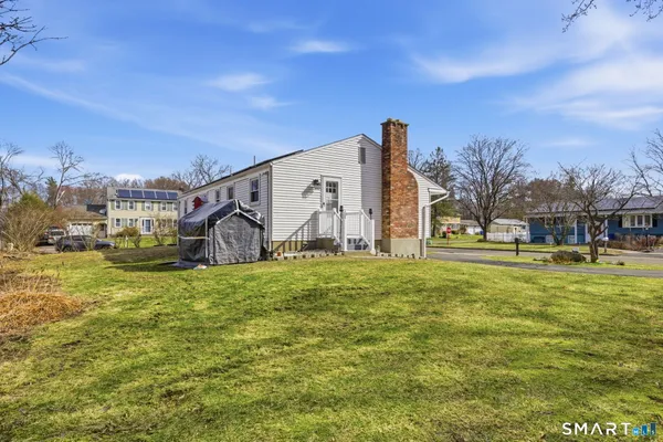 $360,000 | 17 Pioneer Drive, Enfield, CT 06082