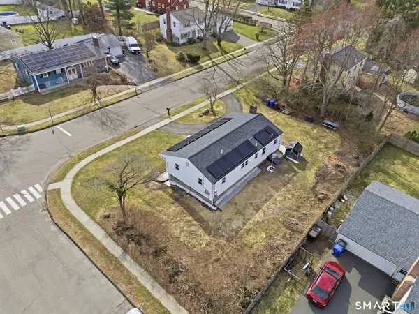 $360,000 | 17 Pioneer Drive, Enfield, CT 06082