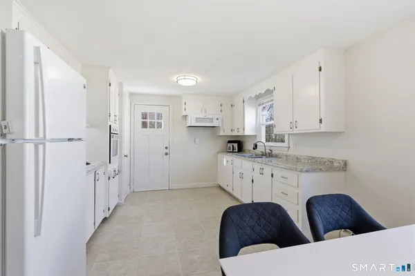 $360,000 | 17 Pioneer Drive, Enfield, CT 06082