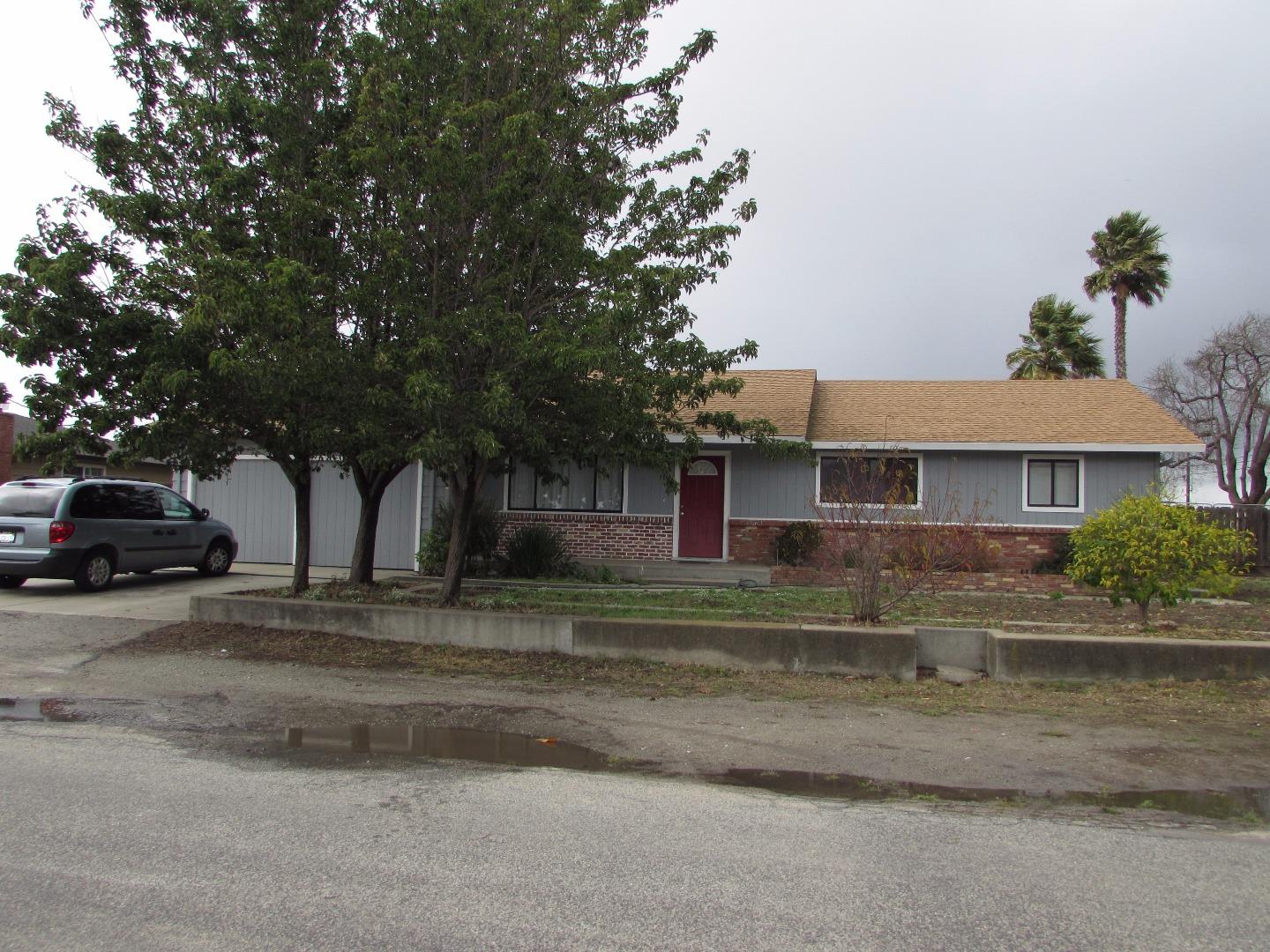 763 Middlefield Road Salinas, CA 93906 - Photo 1 of 12 Gallery Image 1
