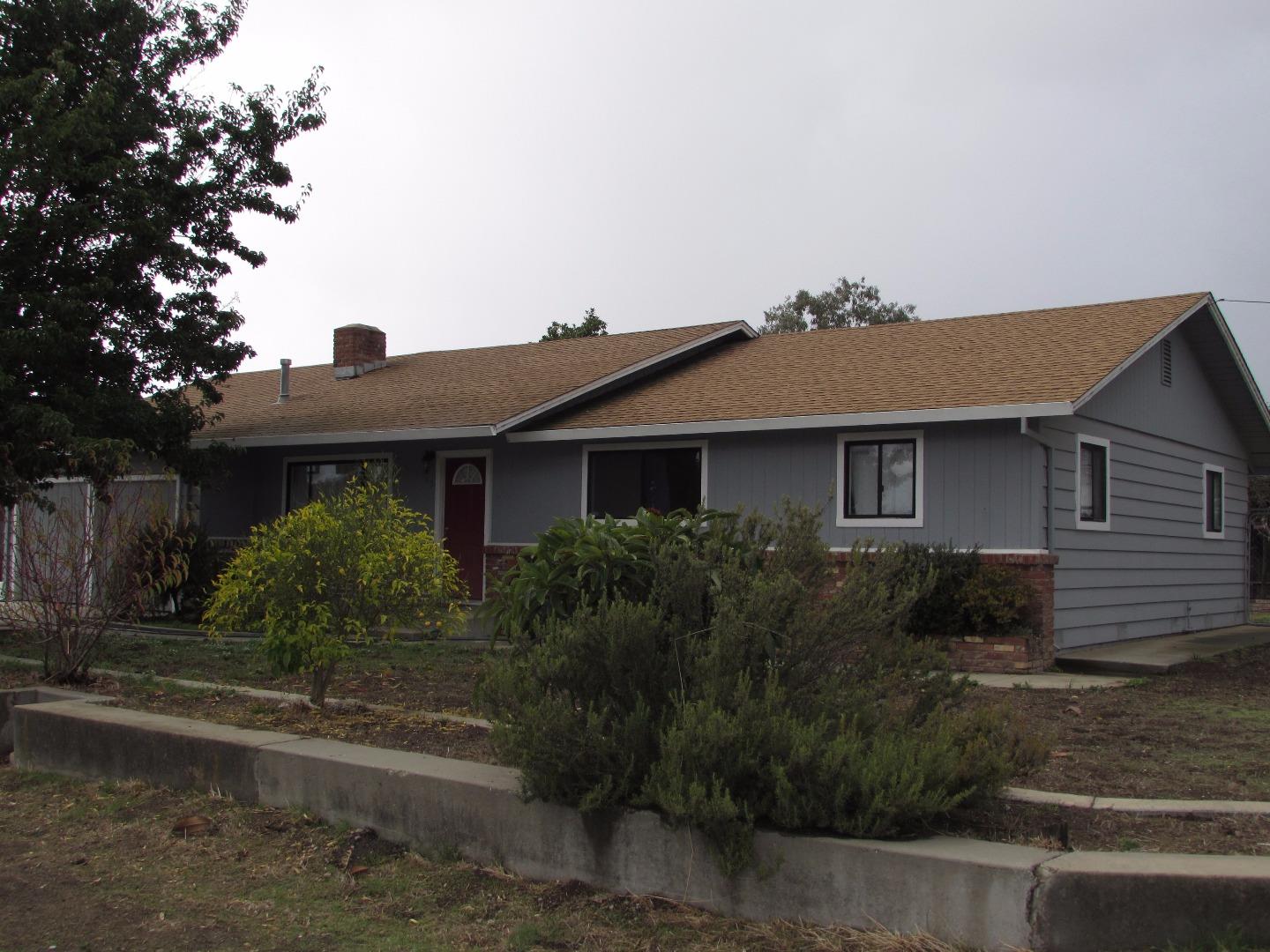763 Middlefield Road Salinas, CA 93906 - Photo 2 of 12 Gallery Image 2