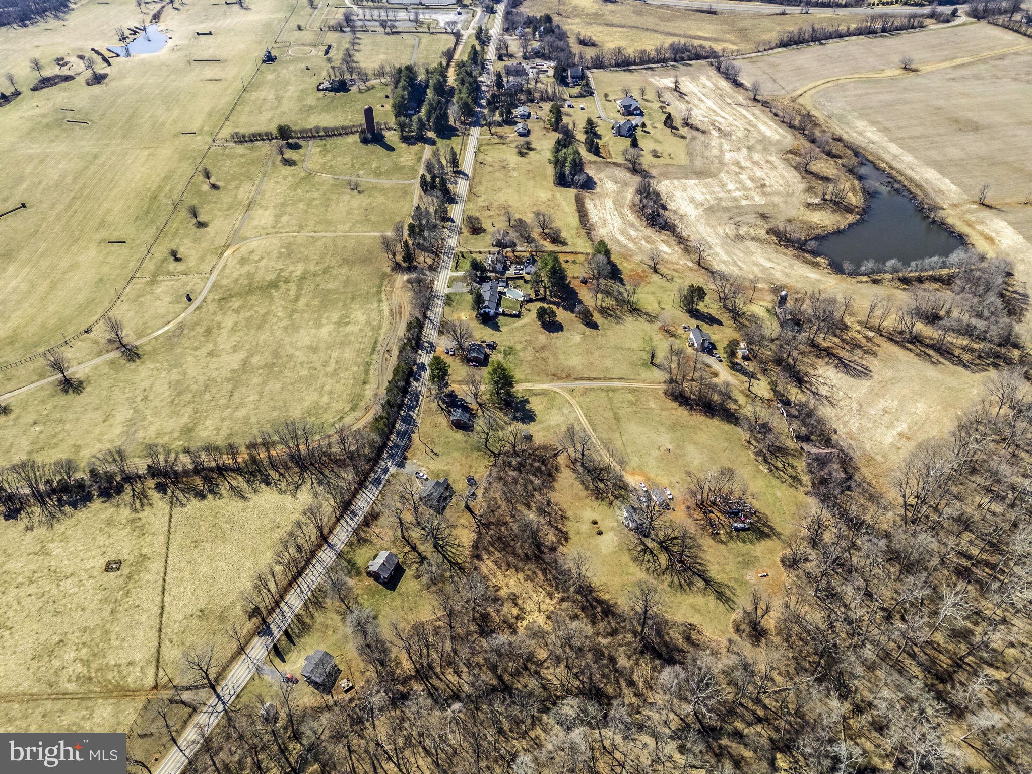 Old Tavern Road The Plains, VA 20198 - Photo 8 of 26 a bathroom with a shower