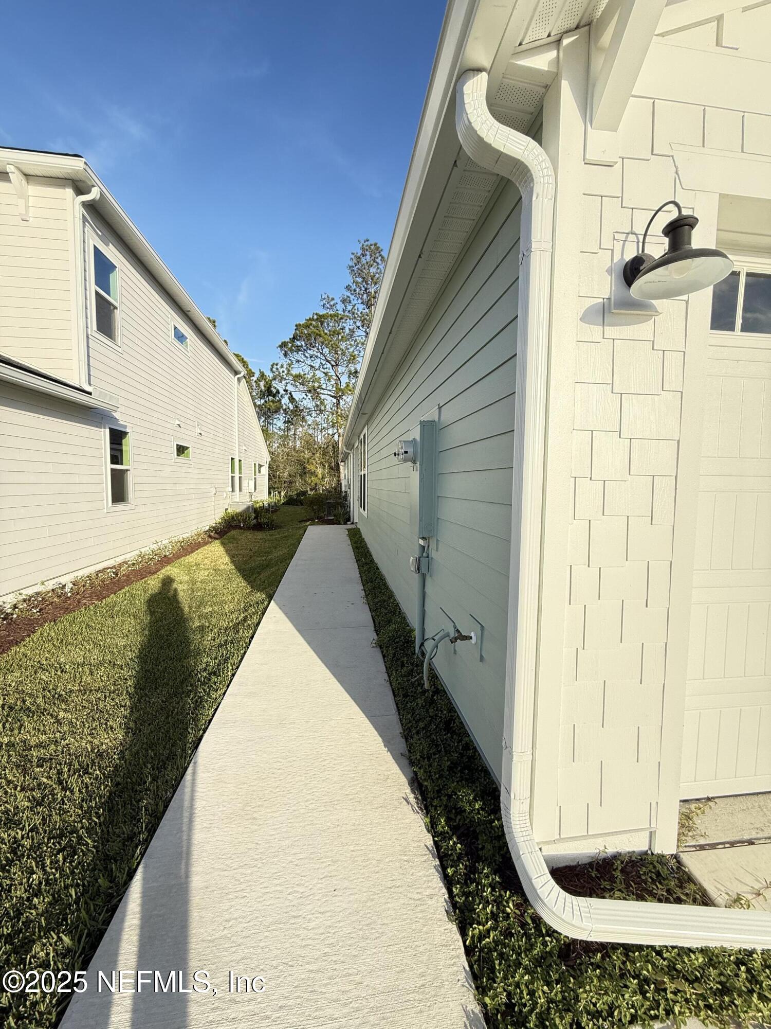 12 Mulberry Road Palm Coast, FL 32164 - Photo 2 of 47 IMG_2378
