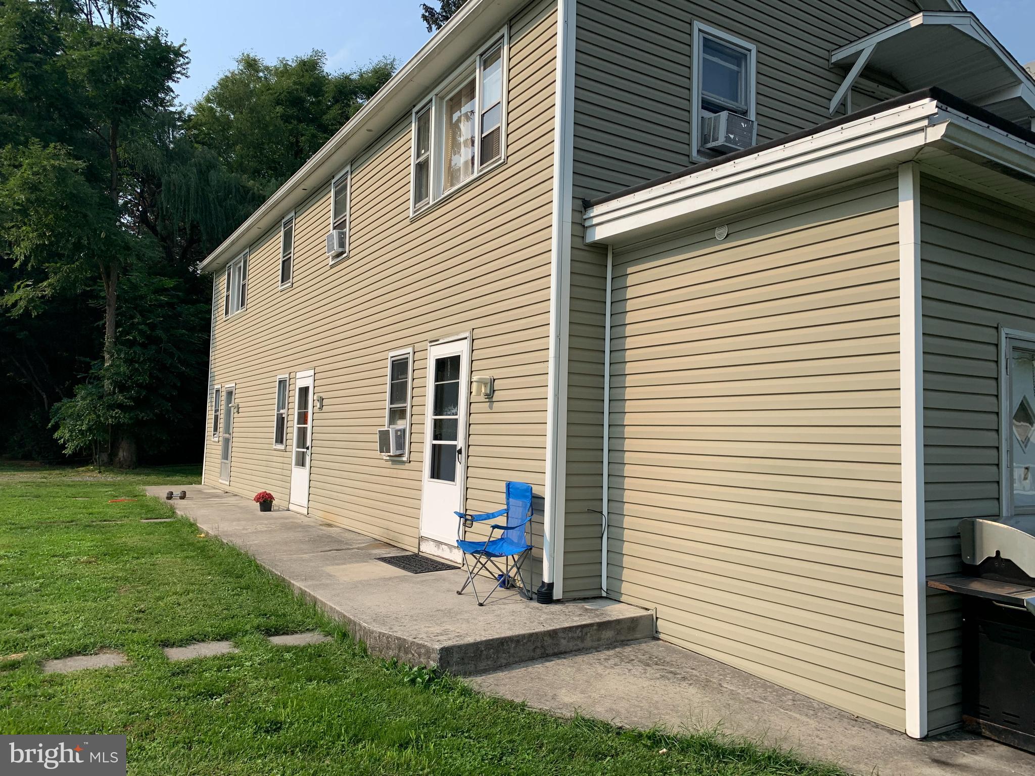 337 York Road Carlisle, PA 17013 - Photo 4 of 14 Gallery Image 4