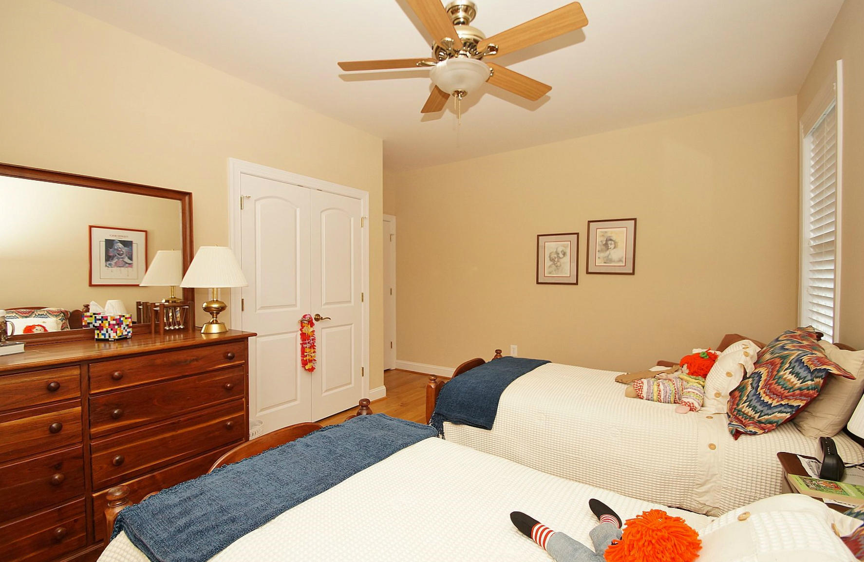 2865 New Ridge Road Elliston, VA 24087 - Photo 46 of 94 a bedroom with a bed and a dresser