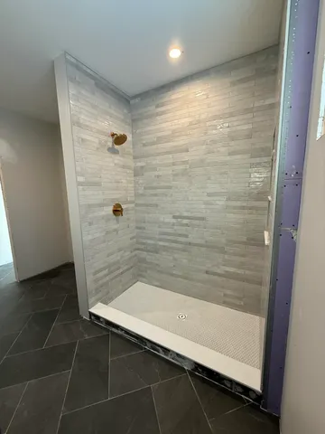 $1,100,000 | 74 Oak Hill Drive, Bryant Pond, ME 04219