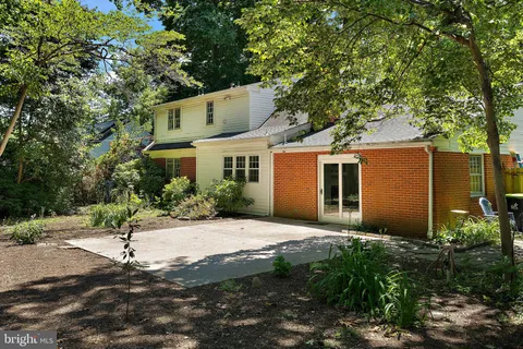 $670,000 | 37 Paxon Drive, Wilmington, DE 19803