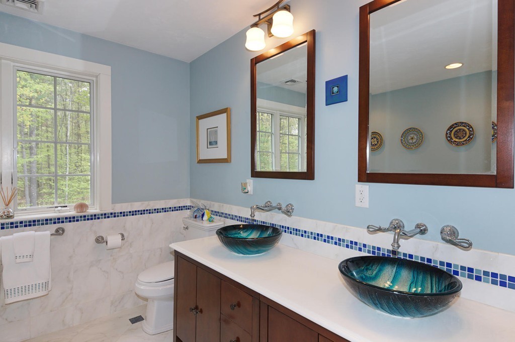 153 Randall Road Bolton, MA 01740 - Photo 19 of 30