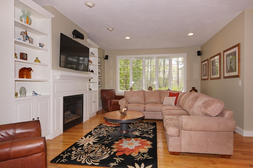 153 Randall Road Bolton, MA 01740 - Photo 10 of 30