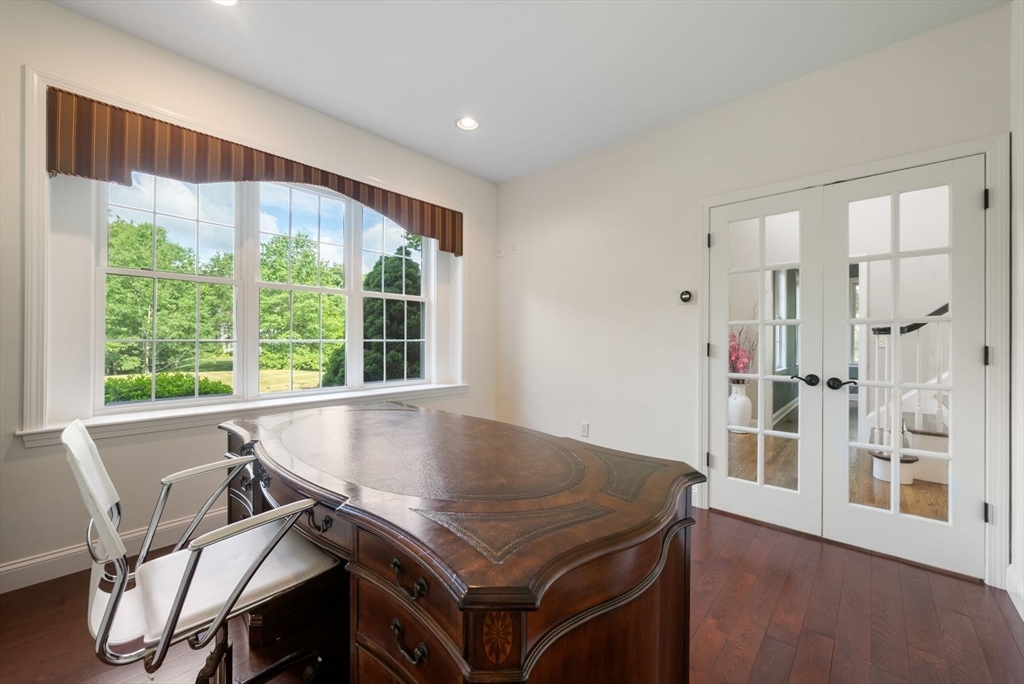 74 Grist Mill Road Littleton, MA 01460 - Photo 11 of 41