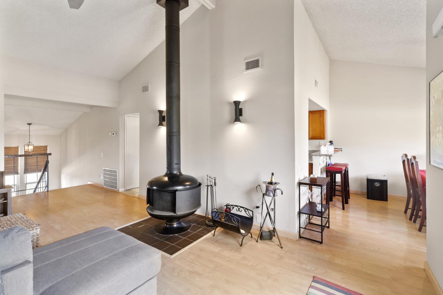 2544 Rio Bravo Circle Sacramento, CA 95826 - Photo 14 of 45