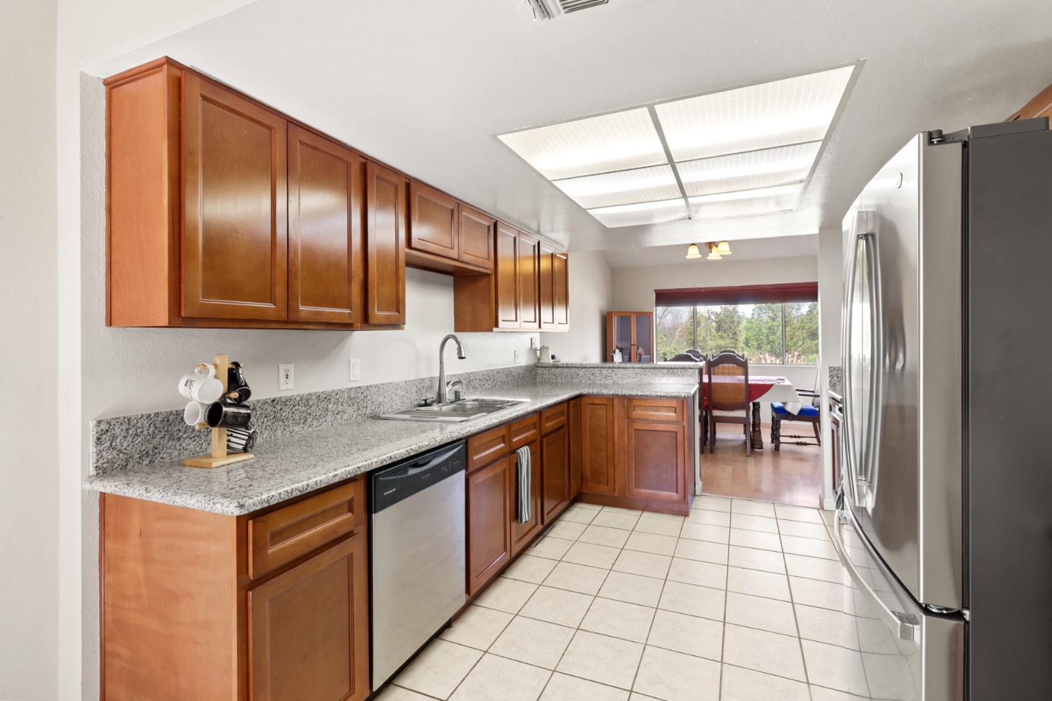 2544 Rio Bravo Circle Sacramento, CA 95826 - Photo 19 of 45