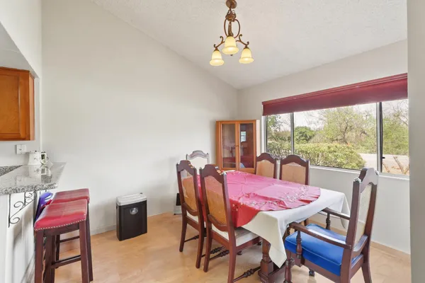 $380,000 | 2544 Rio Bravo Circle, Sacramento, CA 95826