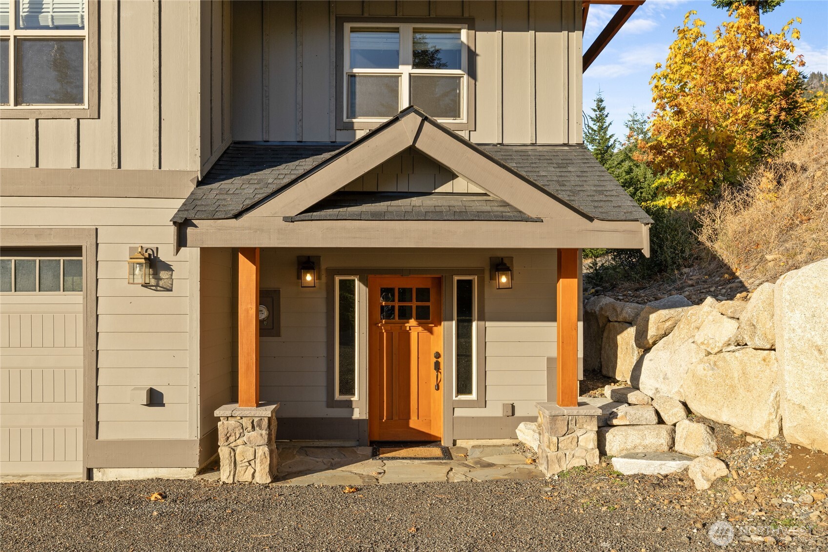 1840 Morgan Creek Road Ronald, WA 98940 - Photo 5 of 33 a front view of a house with a yard