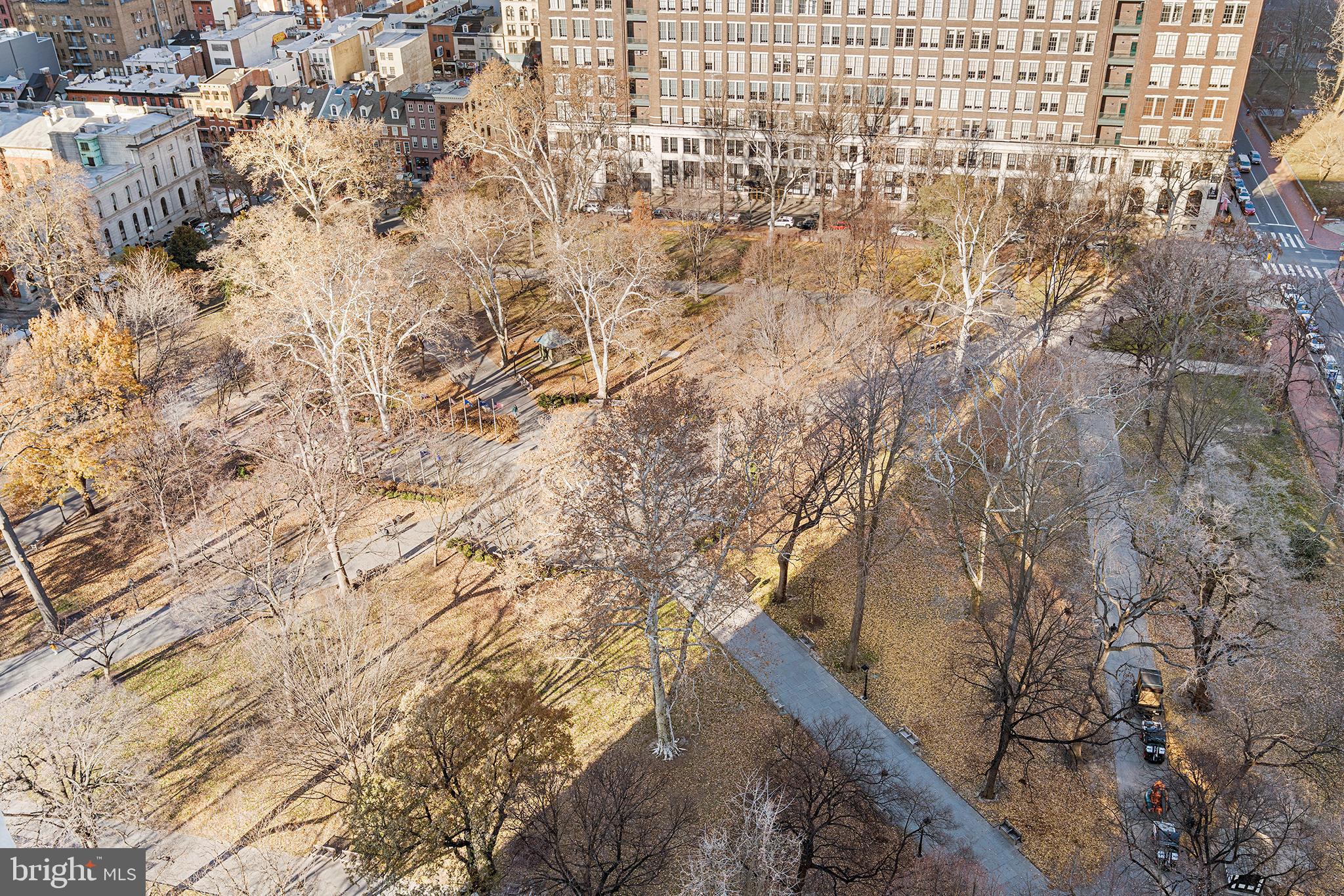 604 South Washington Square, Unit 2606 Philadelphia, PA 19106 - Photo 32 of 37