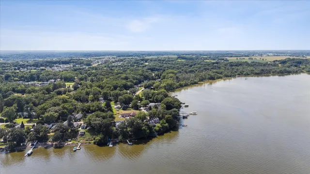 $1,250,000 | 11670 North Lakeview Drive, Edgerton, WI 53534