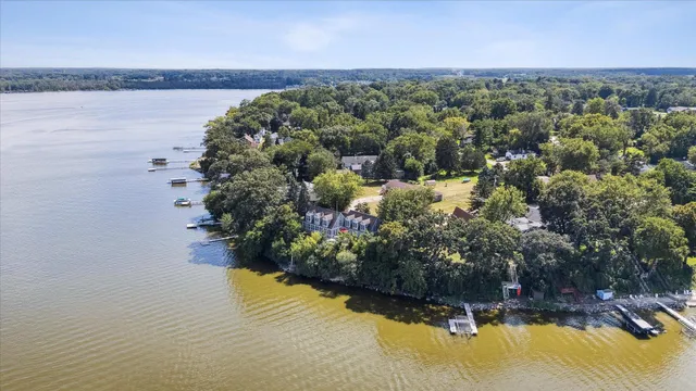 $1,250,000 | 11670 North Lakeview Drive, Edgerton, WI 53534