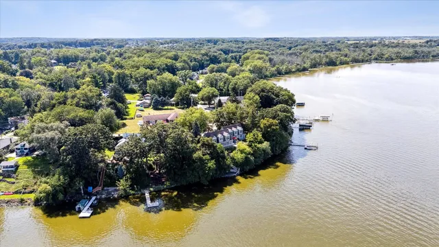 $1,250,000 | 11670 North Lakeview Drive, Edgerton, WI 53534