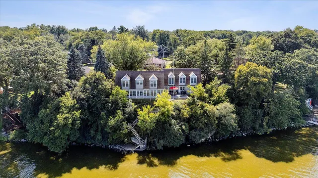 $1,250,000 | 11670 North Lakeview Drive, Edgerton, WI 53534