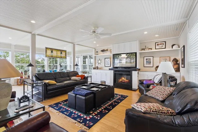 $1,250,000 | 11670 North Lakeview Drive, Edgerton, WI 53534