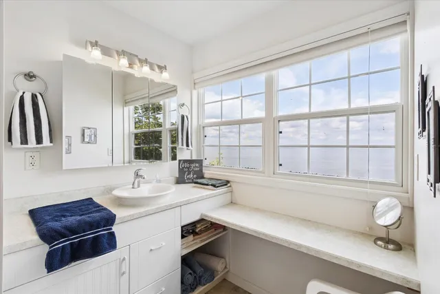 $1,250,000 | 11670 North Lakeview Drive, Edgerton, WI 53534