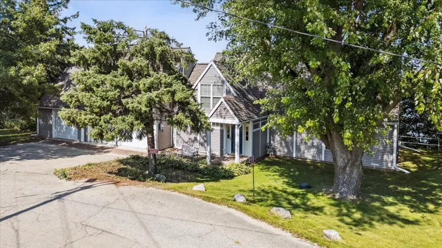 $1,250,000 | 11670 North Lakeview Drive, Edgerton, WI 53534